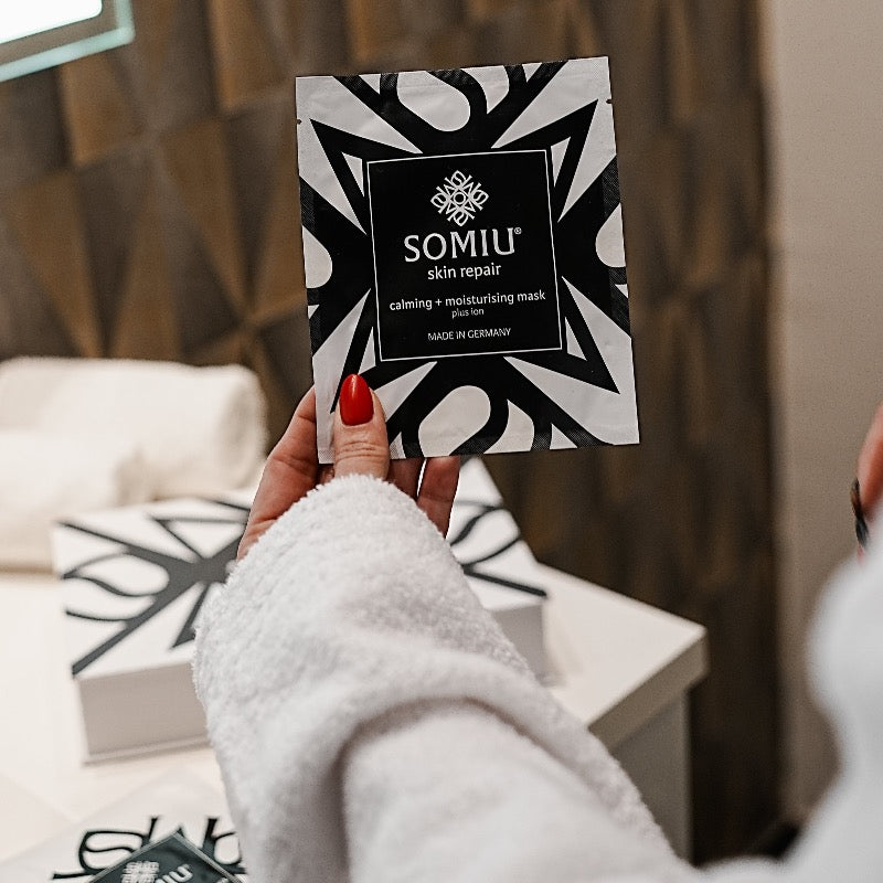 calming + moisturizing mask plus ion